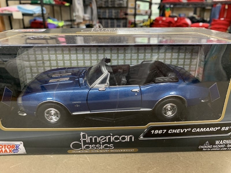 1967-2021 Chevrolet Camaro ZL1 Die-Cast 1:24, Blue - Auto