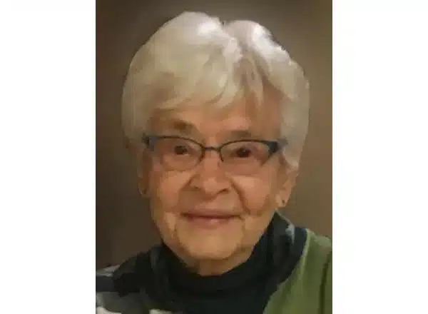 Lorna Hoefflin, 93, Of Dubuque, Long Time Camp Courageous Supporter, And Friend For 55+Years, Passes